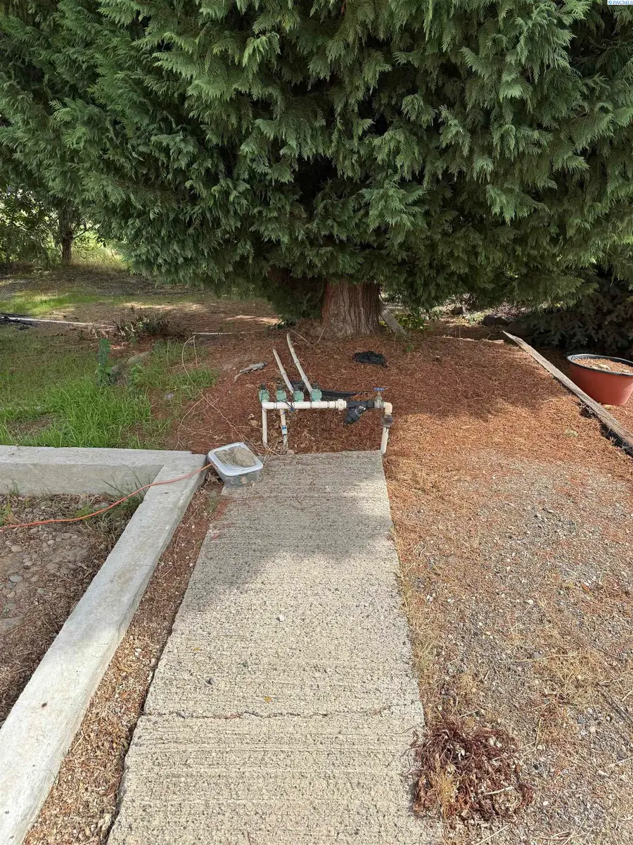 355 Old Inland Empire Hwy #11, Prosser, WA 99350 - #3