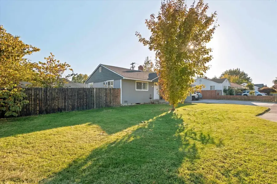 2101 W Kennewick Ave, Kennewick, WA 99336 - #3
