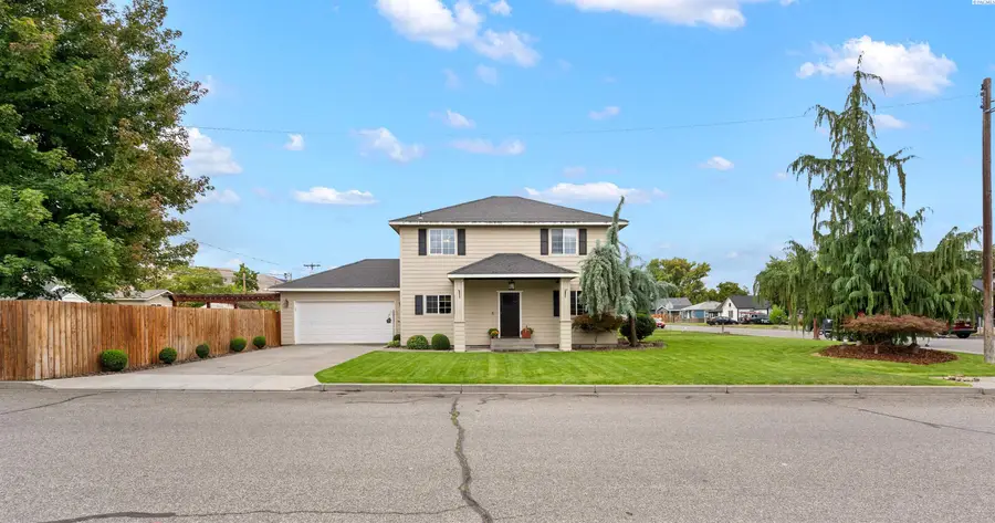1431 Grant Ave, Prosser, WA 99350 - #2