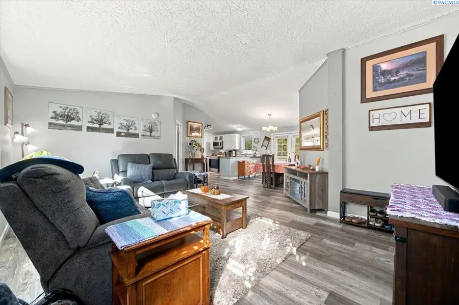 2344 S Buntin Lp, Kennewick, WA 99337 - #3