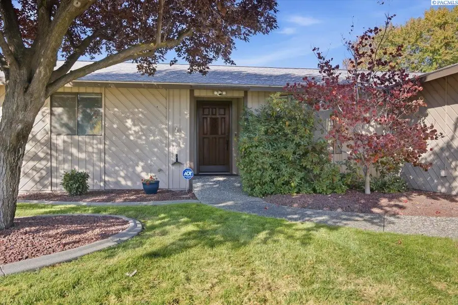 2047 George Washington Way, Richland, WA 99354 - #2