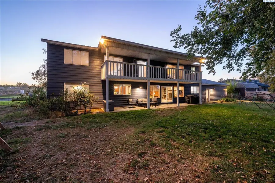64209 E Grover Pr Ne, West Richland, WA 99353 - #3