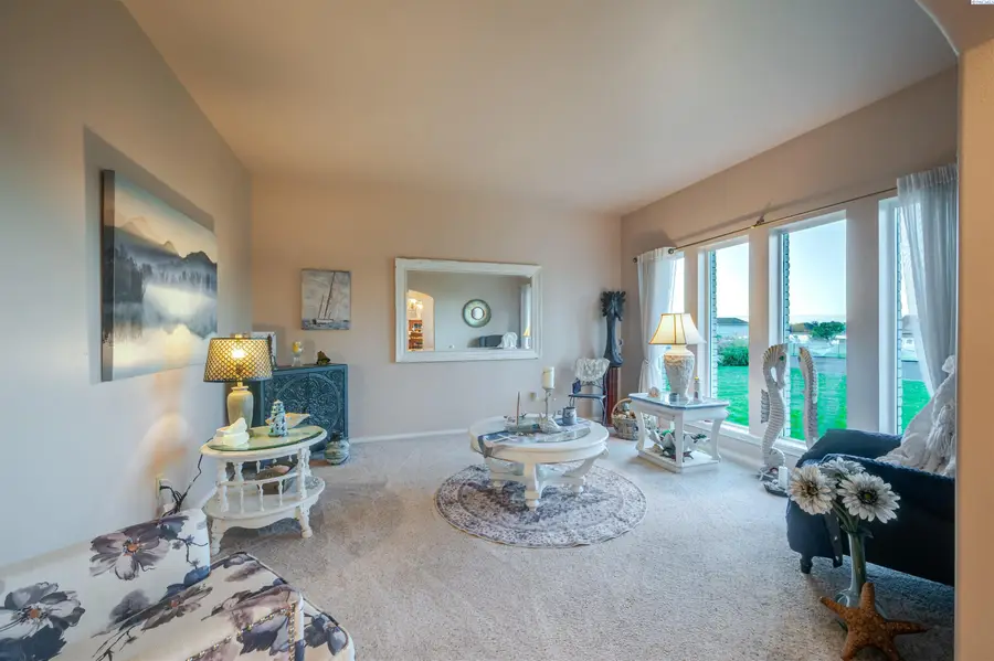 4425 W Riverhaven St, Pasco, WA 99301 - #3