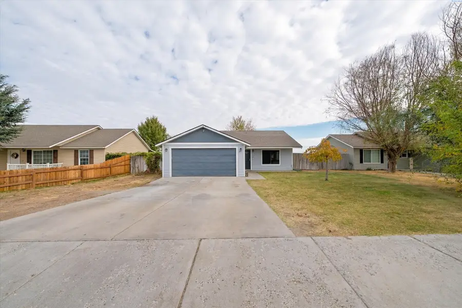 815 Madrona Ave, Pasco, WA 99301 - #2