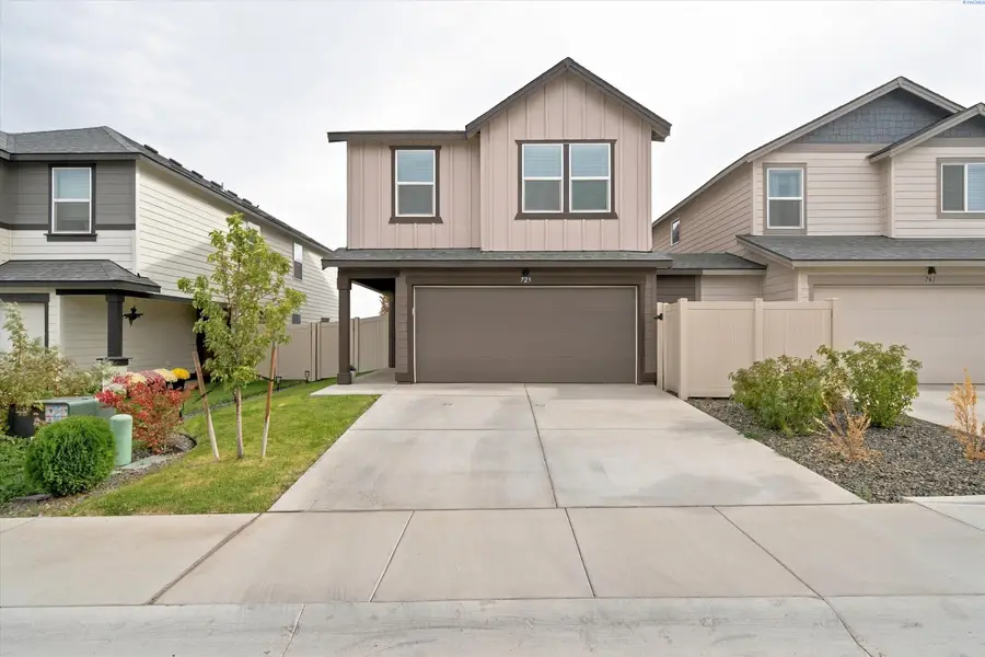 725 S Yolo Pl, Kennewick, WA 99336 - #2