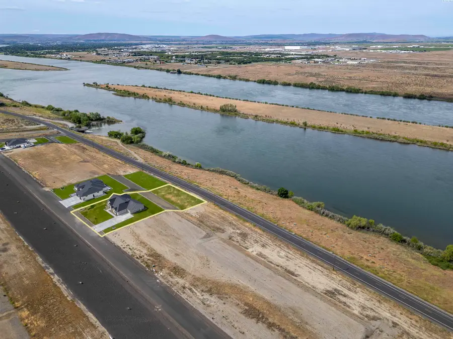 161 Riviera Drive, Pasco, WA 99301 - #2