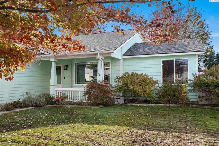 5401 Seahawk Drive, West Richland, WA 99353 - #3