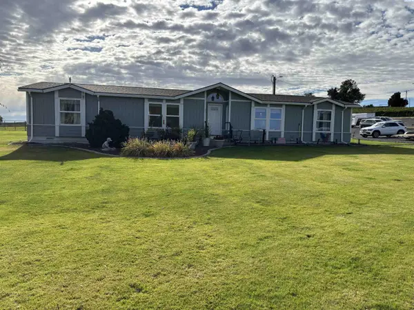 1071 Basin Hill Road, Mesa, WA 99343-9531