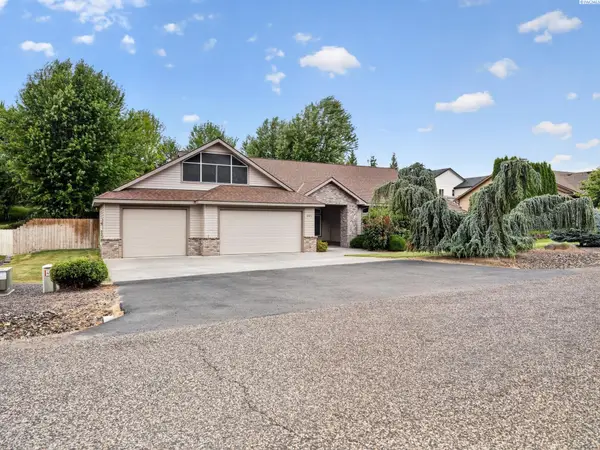 361 Rachel, Kennewick, WA 99338