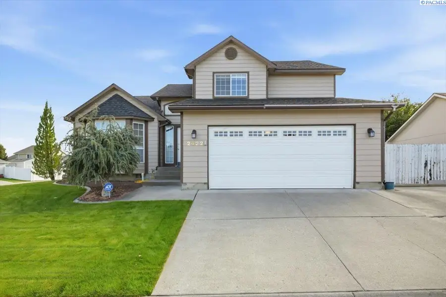 2422 S Arthur Ct, Kennewick, WA 99338 - #2