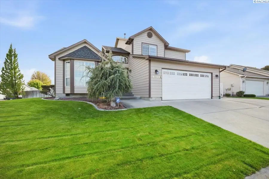 2422 S Arthur Ct, Kennewick, WA 99338 - #3