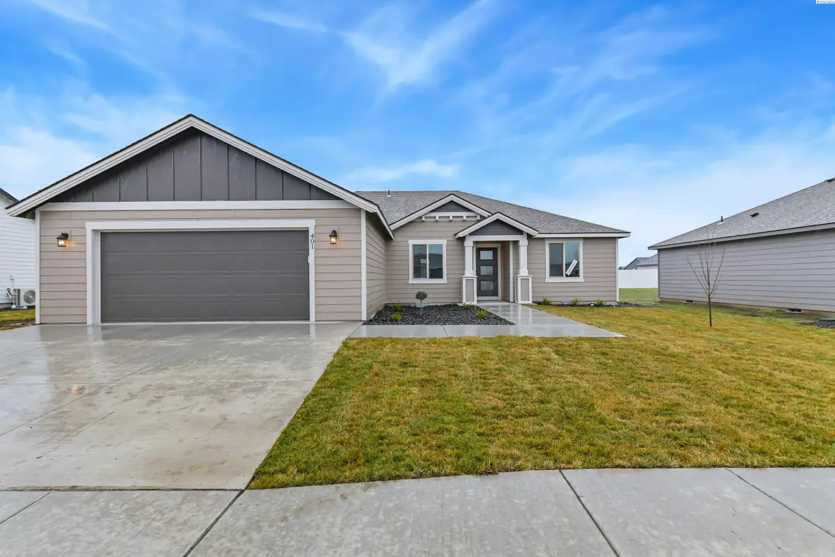 401 Glenwood Ave, Grandview, WA 98930 - #1