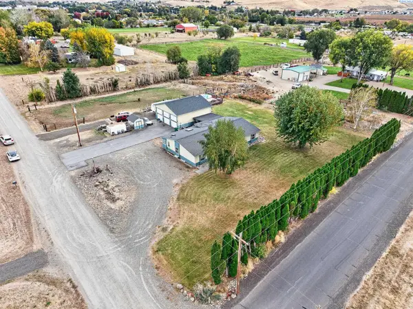144901 W 74 Pr Nw, Prosser, WA 99350
