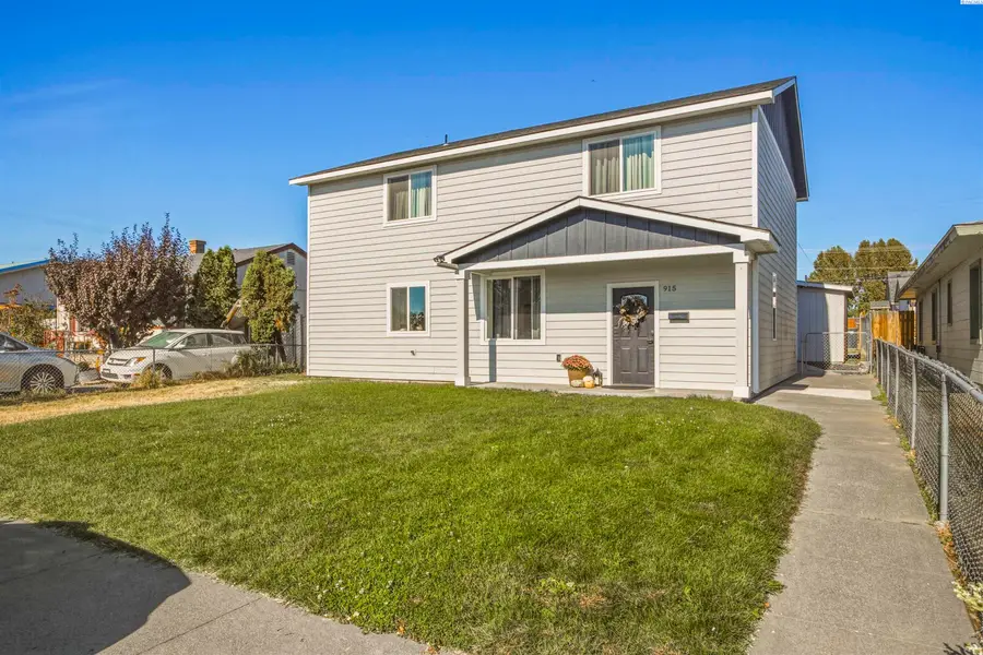 915 W Opal Street, Pasco, WA 99301 - #2