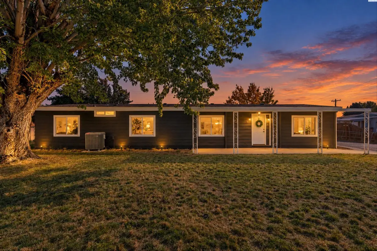 2201 S Keller St, Kennewick, WA 99337 - #1