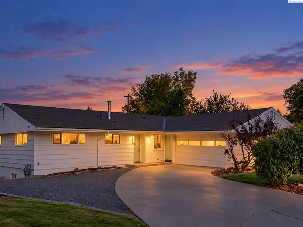 2215 S Fruitland Street, Kennewick, WA 99337