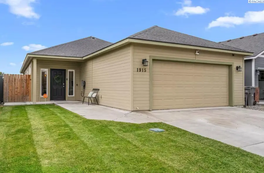 1915 S Neel St, Kennewick, WA 99338 - #2