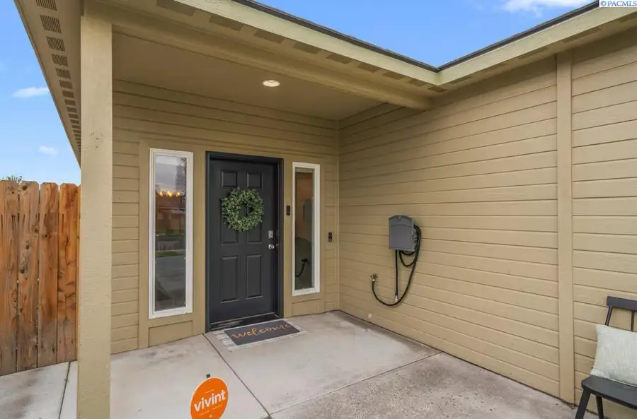 1915 S Neel St, Kennewick, WA 99338 - #3