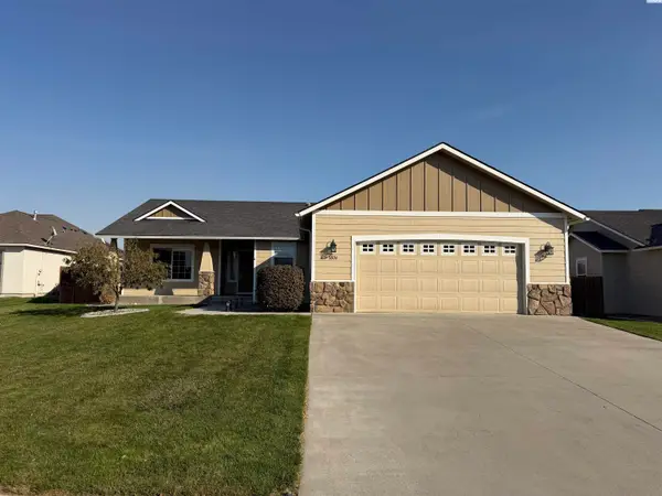 1806 Wallace Ct., West Richland, WA 99353