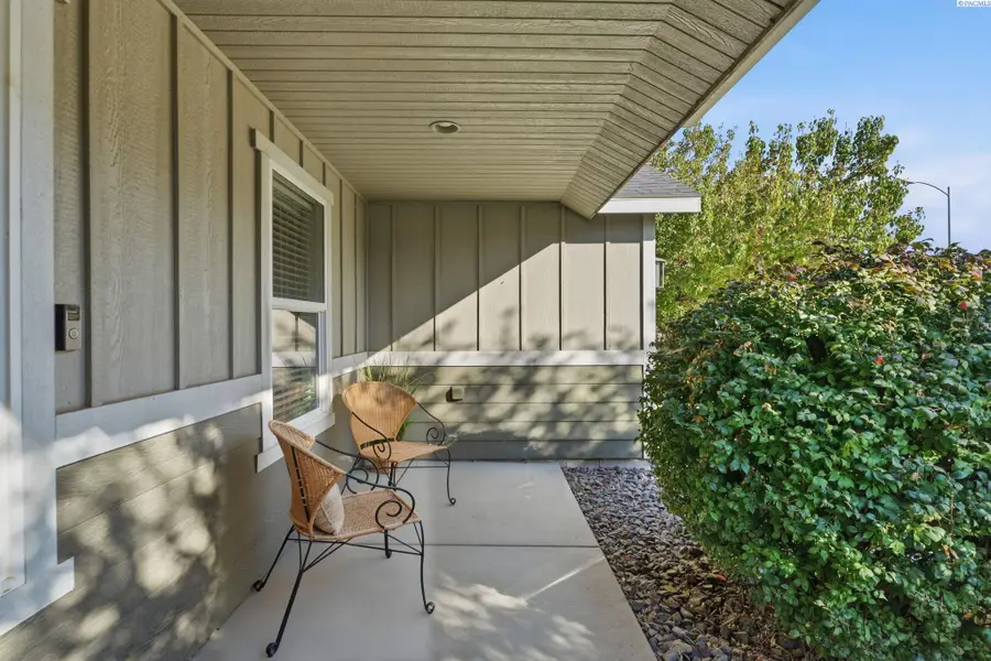 6606 W 6th Ave, Kennewick, WA 99336 - #2