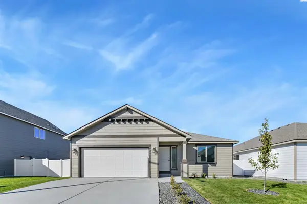 722 Honeylicious St., Richland, WA 99352