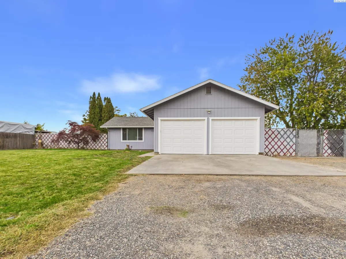 1618 S Zillah St, Kennewick, WA 99337 - #1