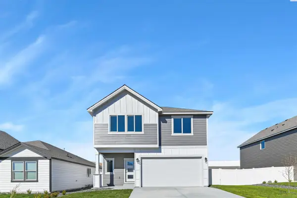 734 Honeylicious St., Richland, WA 99352