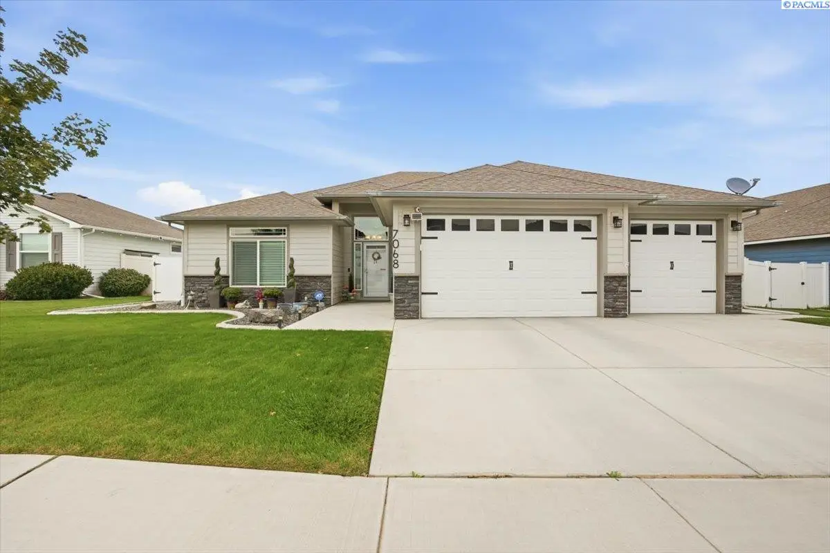 7068 W 31st Pl, Kennewick, WA 99338 - #1