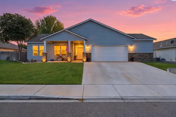 5504 Coolidge Ct, Pasco, WA 99301