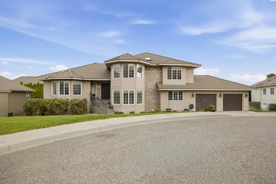 3406 W 42nd Ave, Kennewick, WA 99337 - #2