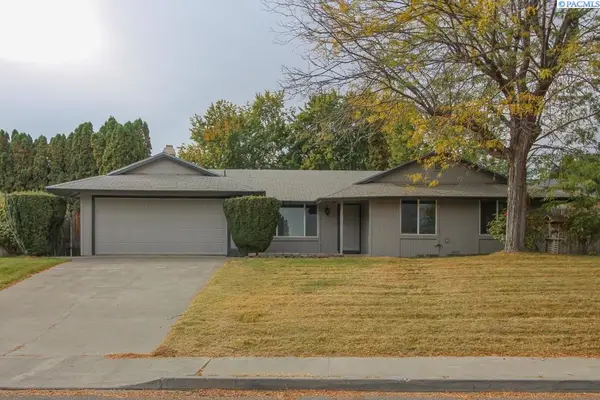 1013 W 14th Avenue, Kennewick, WA 99337-4069