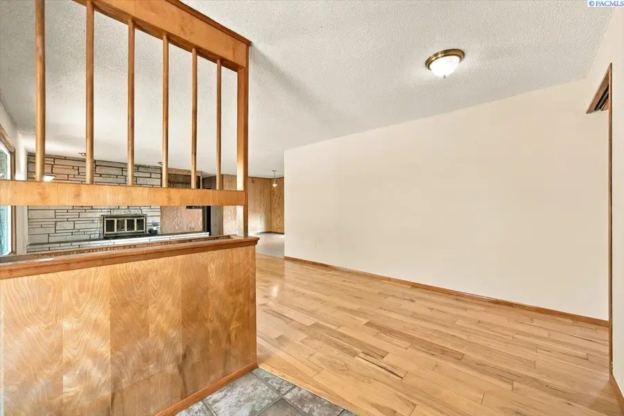 1408 Hunt Avenue, Richland, WA 99354 - #3