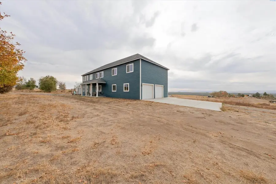 790 Decker Rd, Pasco, WA 99301 - #3