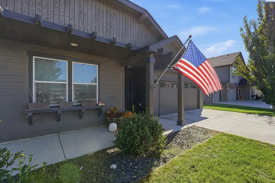 6205 Rockrose Ln, Pasco, WA 99301-5696 - #3
