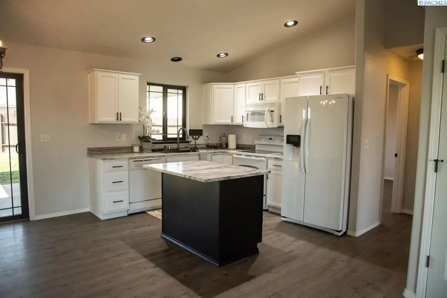 5502 Socas Ct, Pasco, WA 99301 - #3