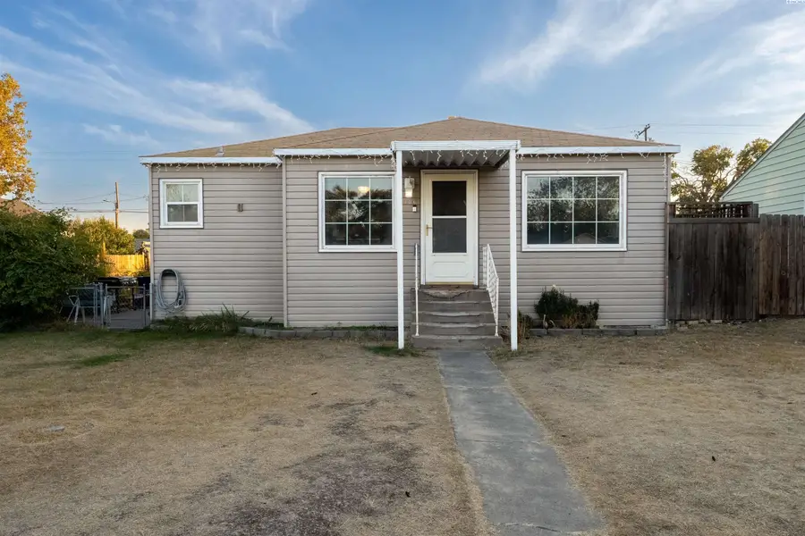 106 E 5th Ave, Kennewick, WA 99336 - #2
