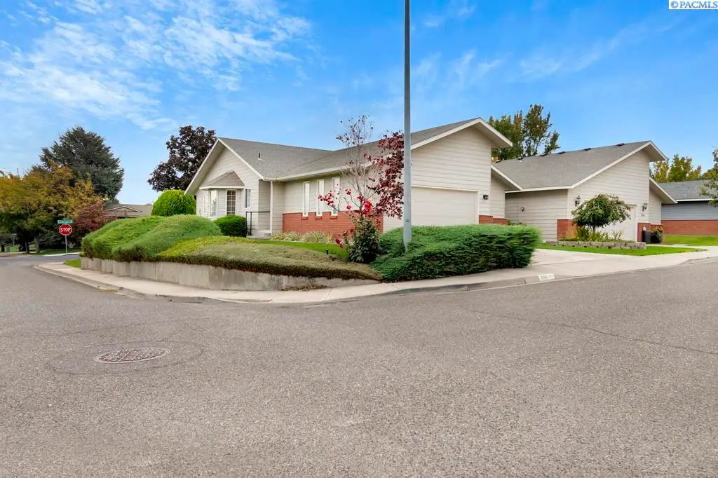 3001 S Neel Place, Kennewick, WA 99337 - #1