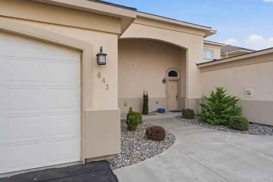 643 Hanford St, Richland, WA 99354 - #3