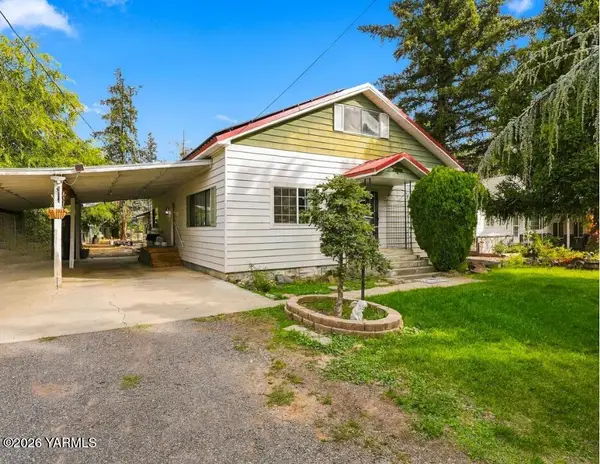 9203 Wide Hollow, Yakima, WA 98908