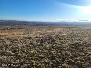 NKA Wenas View Dr, Selah, WA 98942 - #2