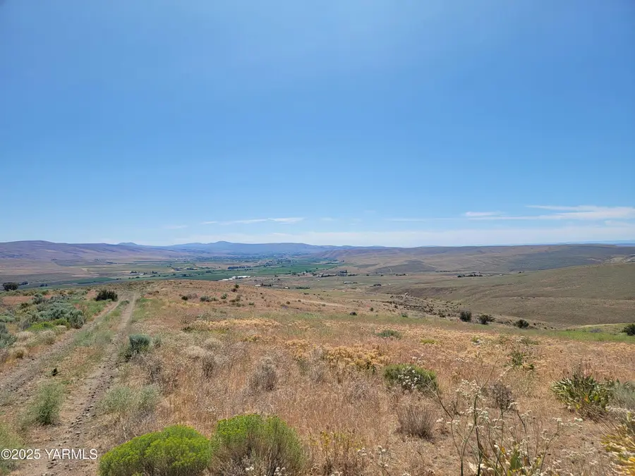 NKA Wenas View Dr, Selah, WA 98942 - #3