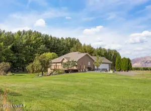 3400 Naches Tieton Rd, Tieton, WA 98947 - Image #3