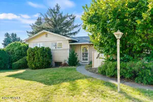 314 N 66th Ave, Yakima, WA 98908