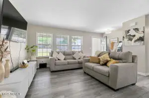 406 N 40th St, Yakima, WA 98901 - Image #2