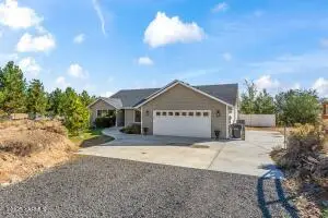 390 Sage Cove Rd, Yakima, WA 98903