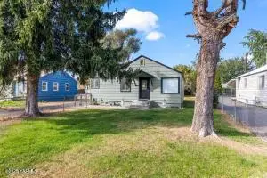 1406 S 3rd Ave, Yakima, WA 98902 - Image #2