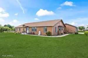 1880 Dilley Rd, Tieton, WA 98947 - Image #1