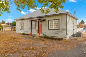 1891 N Wenas Rd, Selah, WA 98942 - Image #1