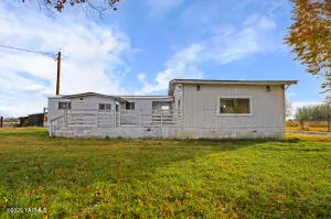 1081 Tecumseh Rd, White Swan, WA 98952 - Image #1