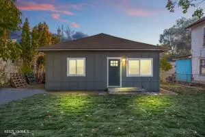 711 N 3rd St, Yakima, WA 98901 - Image #1